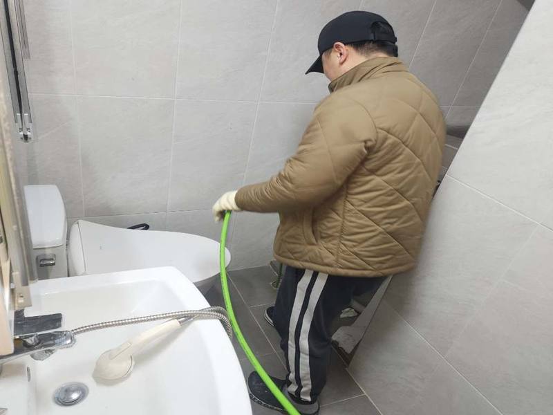 제물포구 변기막힘 작업사례 5