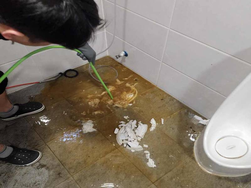 제물포구 하수구역류 작업사례 9